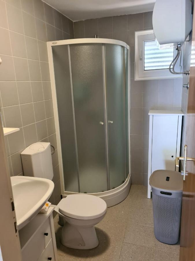 Kuca Za Odmor Buba, Otok Zut Villa Pristanisce Luaran gambar