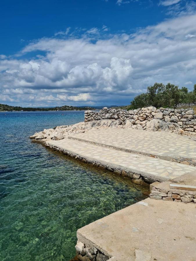 Kuca Za Odmor Buba, Otok Zut Villa Pristanisce Luaran gambar